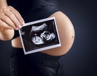 حالة الأم والجنين في الأسبوع ال-7 للحمل